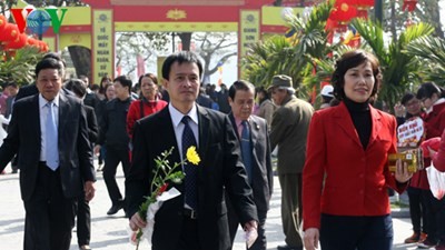 Visiting pagodas in Can Tho in the New Year - ảnh 2